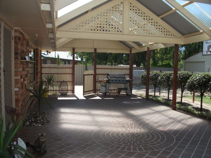 39 Homewood Drive, Mooroopna VIC 3629
