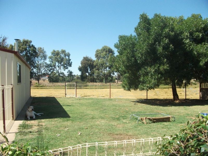 39 Homewood Drive, Mooroopna VIC 3629
