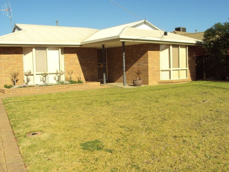 29 Jacobson Street, Mooroopna VIC 3629
