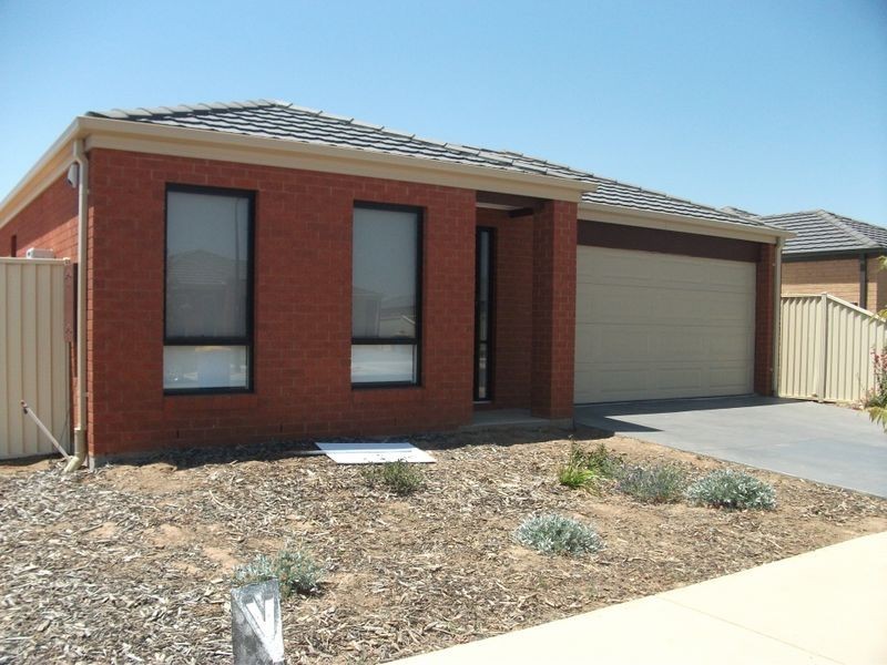 9 Sherwood Court, Shepparton VIC 3630