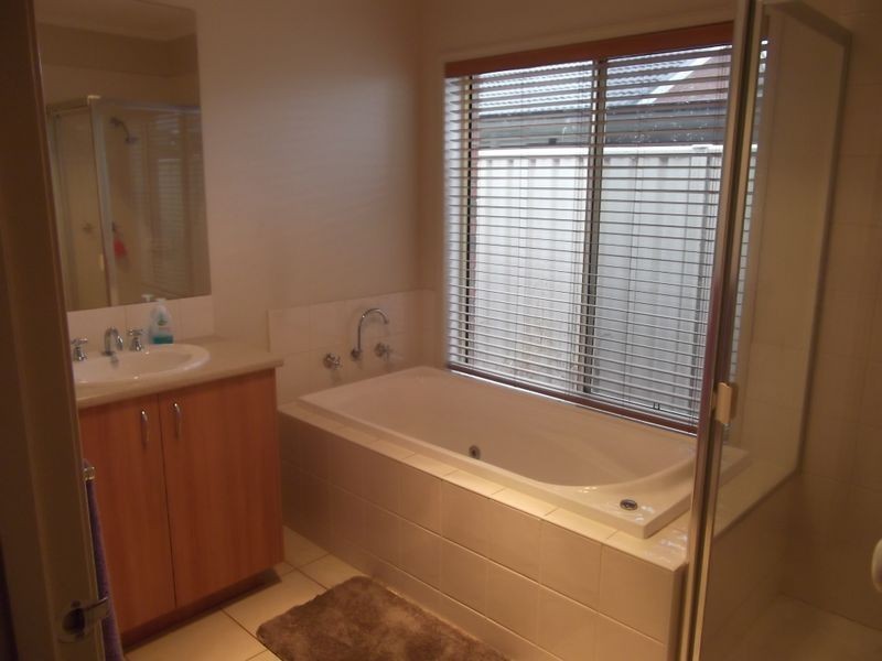 6 Jackavin Court, Mooroopna VIC 3629