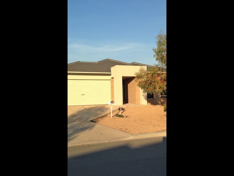 10 Mozart Avenue, Shepparton VIC 3630