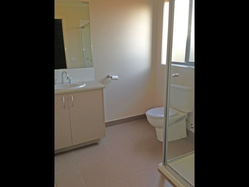 10 Mozart Avenue, Shepparton VIC 3630