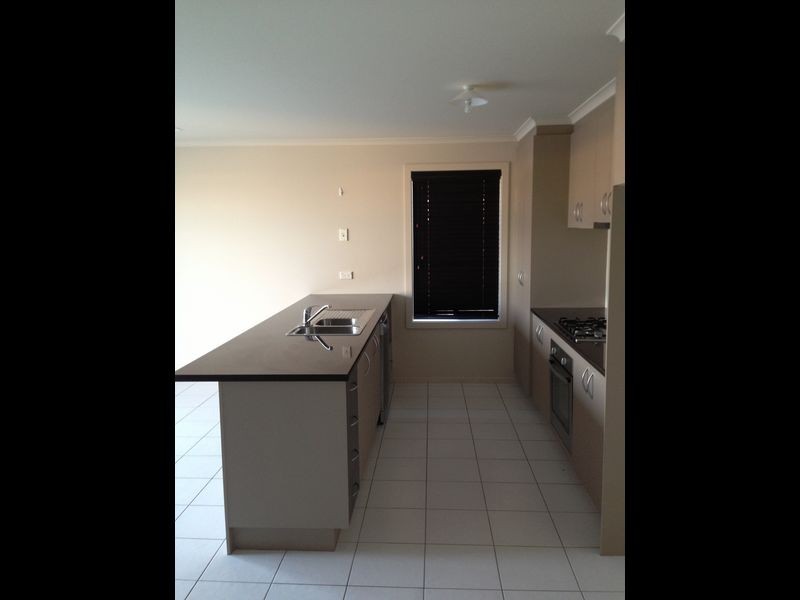 10 Mozart Avenue, Shepparton VIC 3630