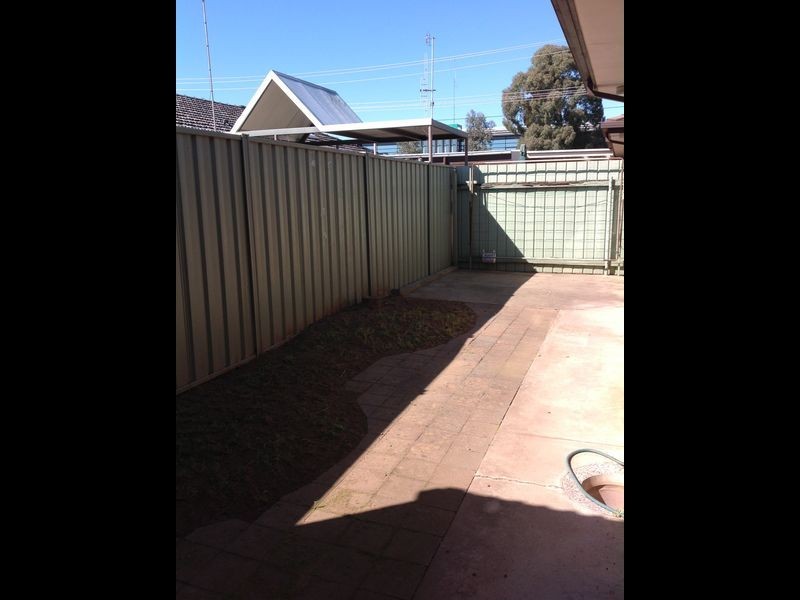2/13 Graham Street, Shepparton VIC 3630