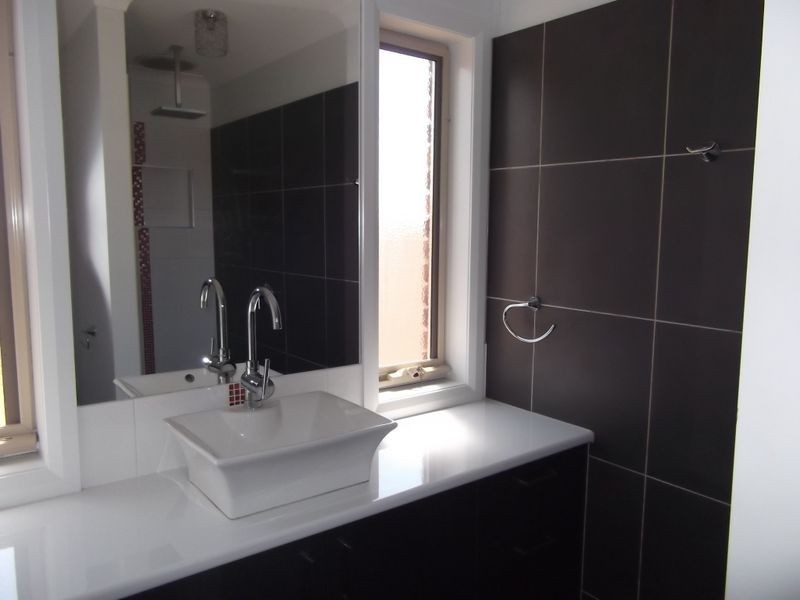 4 Kerang Avenue, Kialla VIC 3631