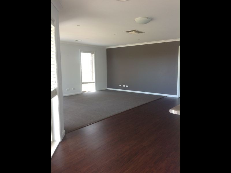 4 Kerang Avenue, Kialla VIC 3631