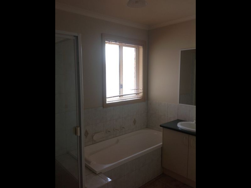 2/13 Mason Street, Shepparton VIC 3630