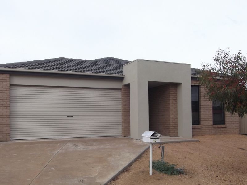 10 Mozart Avenue, Shepparton VIC 3630