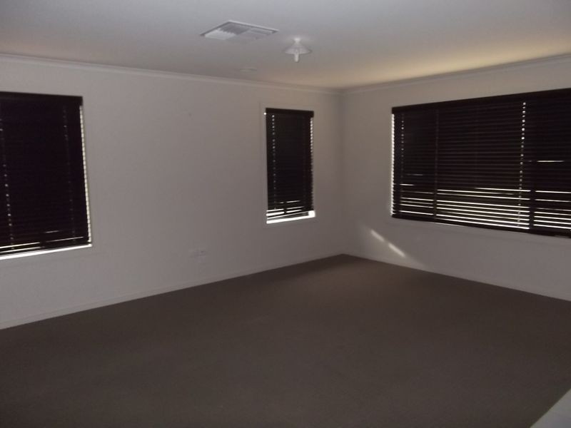 10 Mozart Avenue, Shepparton VIC 3630