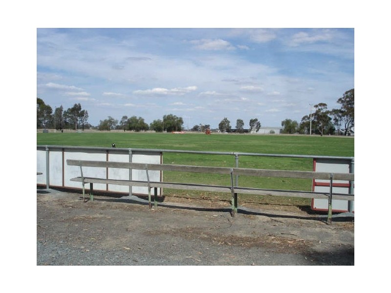 9 North Street, Tallygaroopna VIC 3634