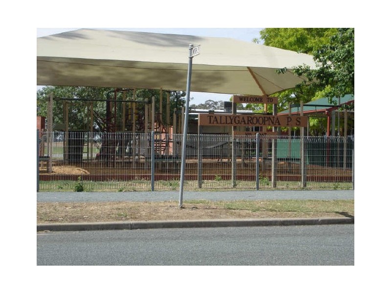 9 North Street, Tallygaroopna VIC 3634