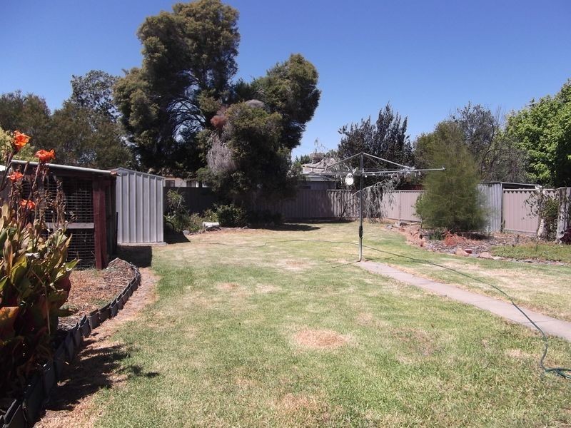 54 Grutzner Ave, Shepparton VIC 3630