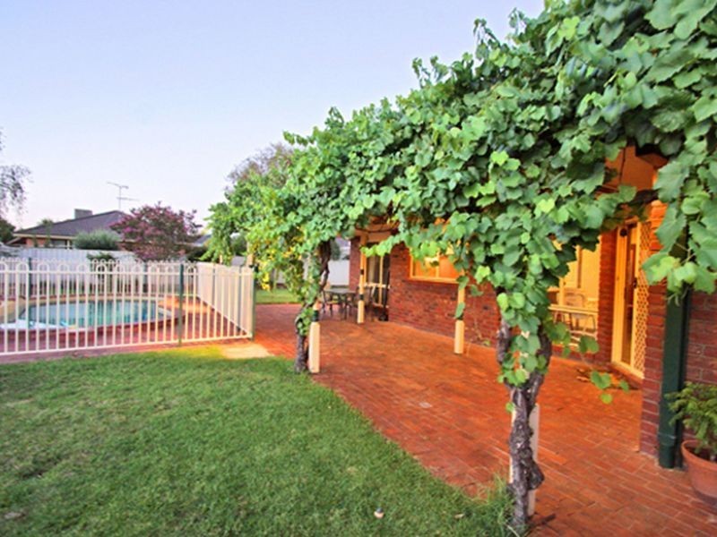 4 Orchard Circuit, Shepparton VIC 3630