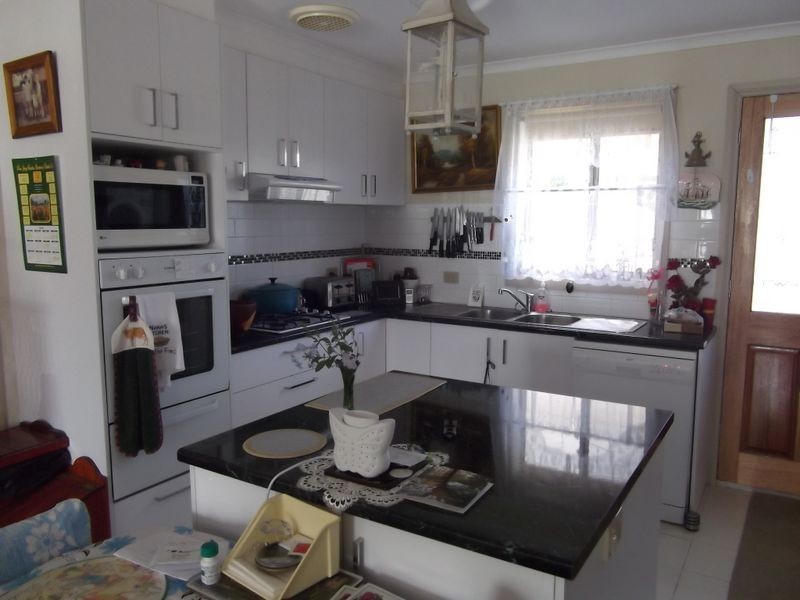 13 Eildon Court, Kialla VIC 3631