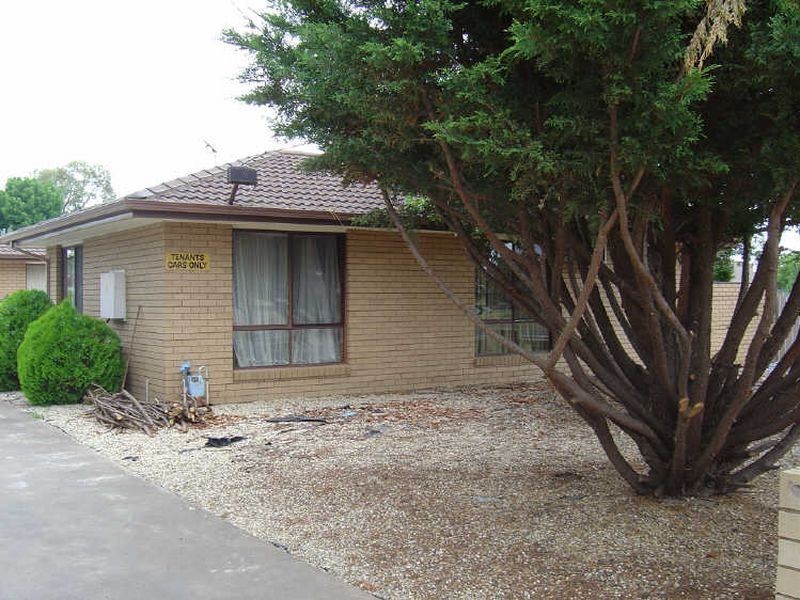 1/100 Sobraon Street, Shepparton VIC 3630