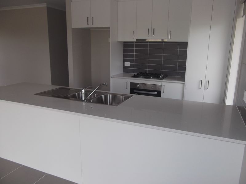 13 McLean Court, Shepparton VIC 3630