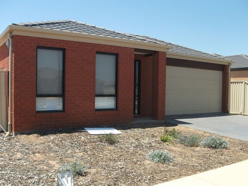 9 Sherwood Court, Shepparton VIC 3630