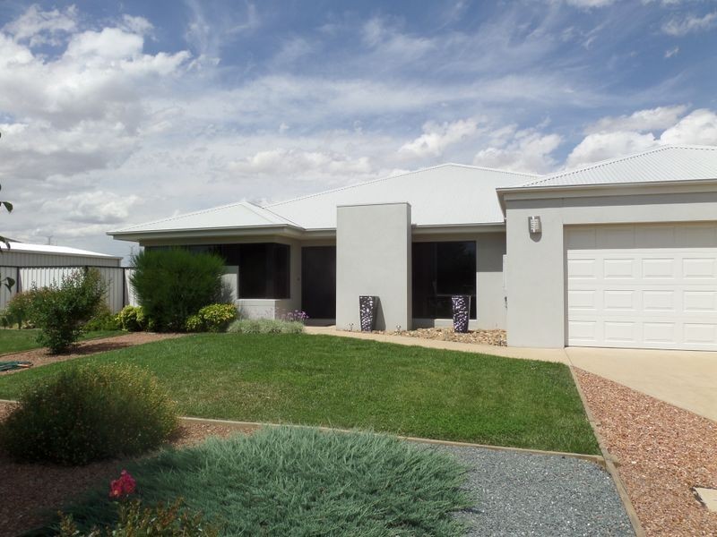 6 Cooloola Place, Shepparton VIC 3630