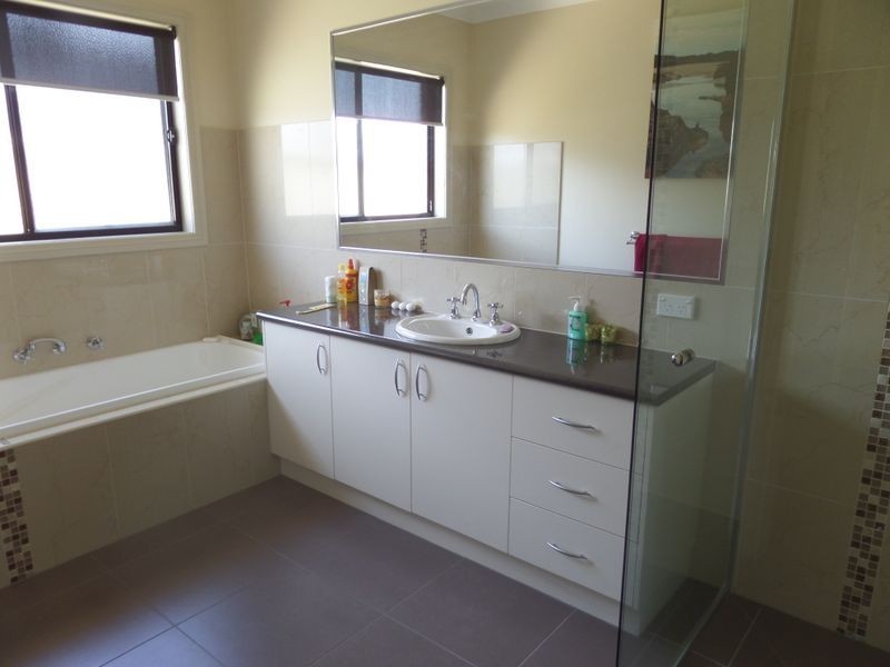 6 Cooloola Place, Shepparton VIC 3630