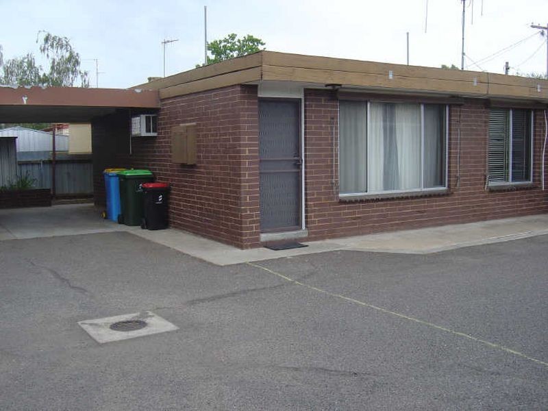 2/18 Lightfoot Street, Shepparton VIC 3630
