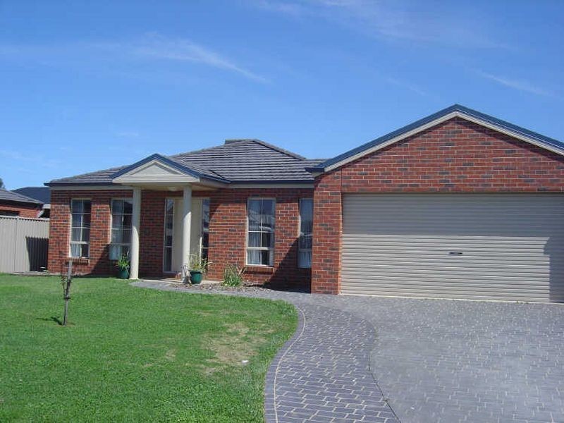 8 Charolais Court, Shepparton VIC 3630