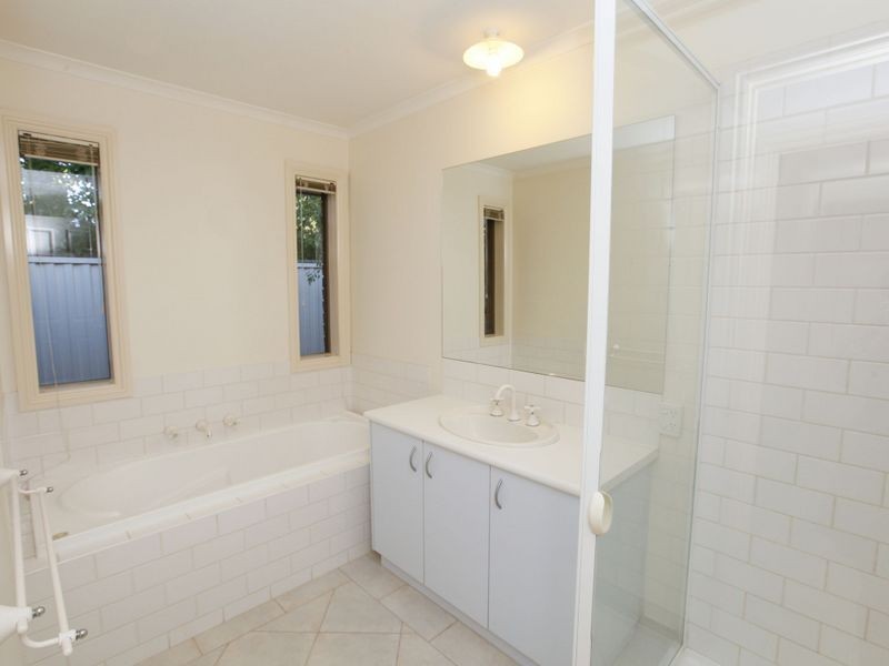 2 Merrimu Court, Kialla VIC 3631