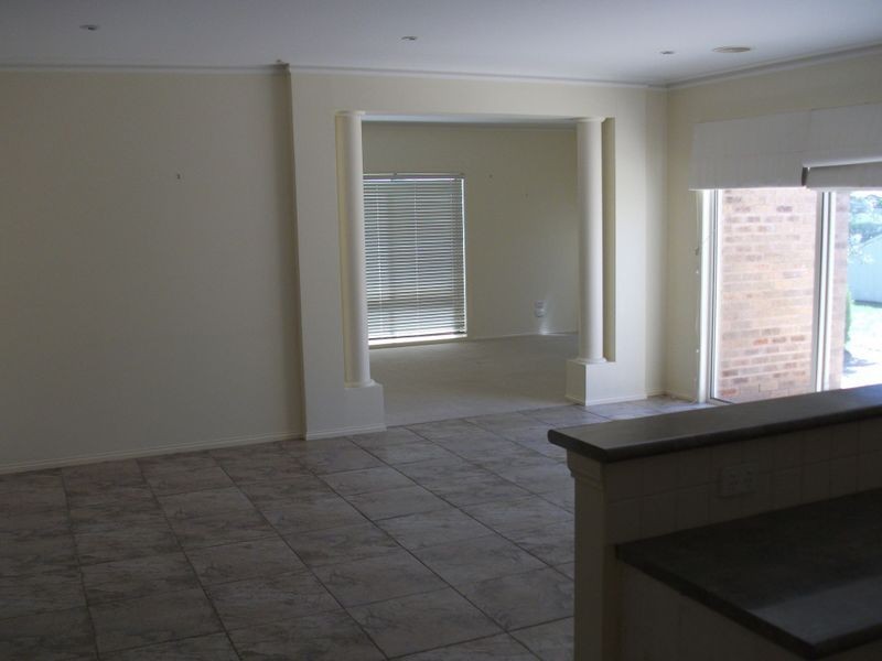 10 Tandou Court, Kialla VIC 3631