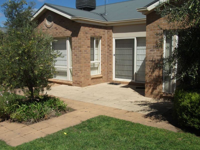 10 Tandou Court, Kialla VIC 3631