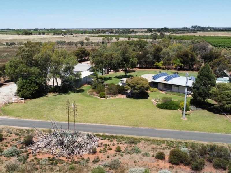 160 Old Tresco Road, Tresco West VIC 3584