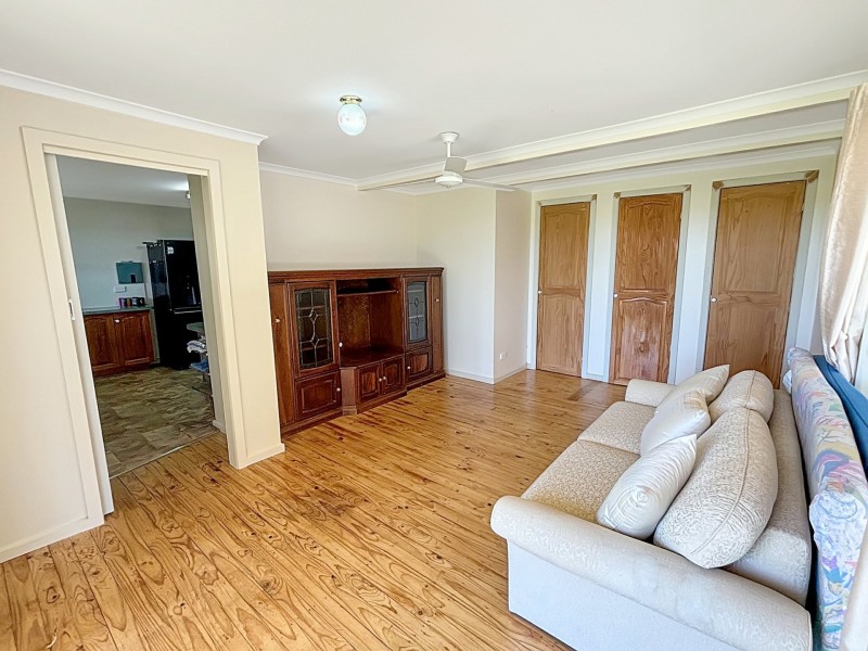 160 Old Tresco Road, Tresco West VIC 3584