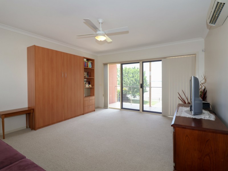 89 Murray Valley Highway, Lake Boga VIC 3584