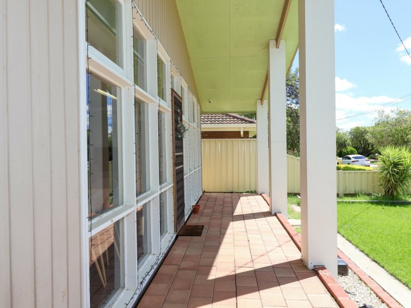 10 Holloway Grove, Swan Hill VIC 3585