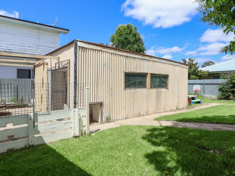 10 Holloway Grove, Swan Hill VIC 3585