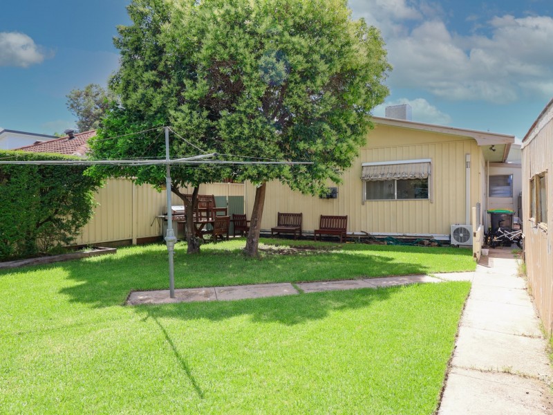 10 Holloway Grove, Swan Hill VIC 3585
