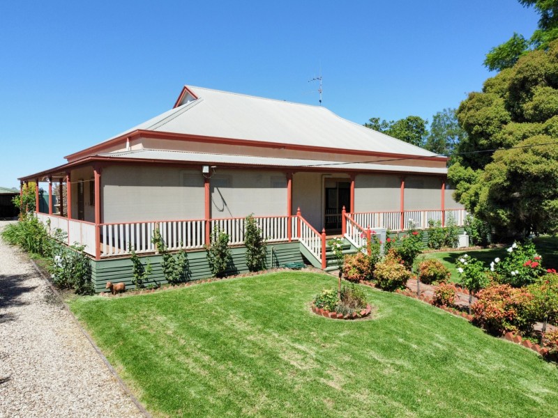 121 Nyah West Road, Nyah West VIC 3595