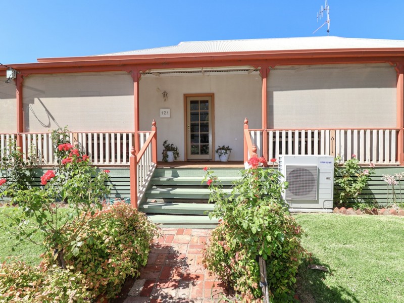 121 Nyah West Road, Nyah West VIC 3595