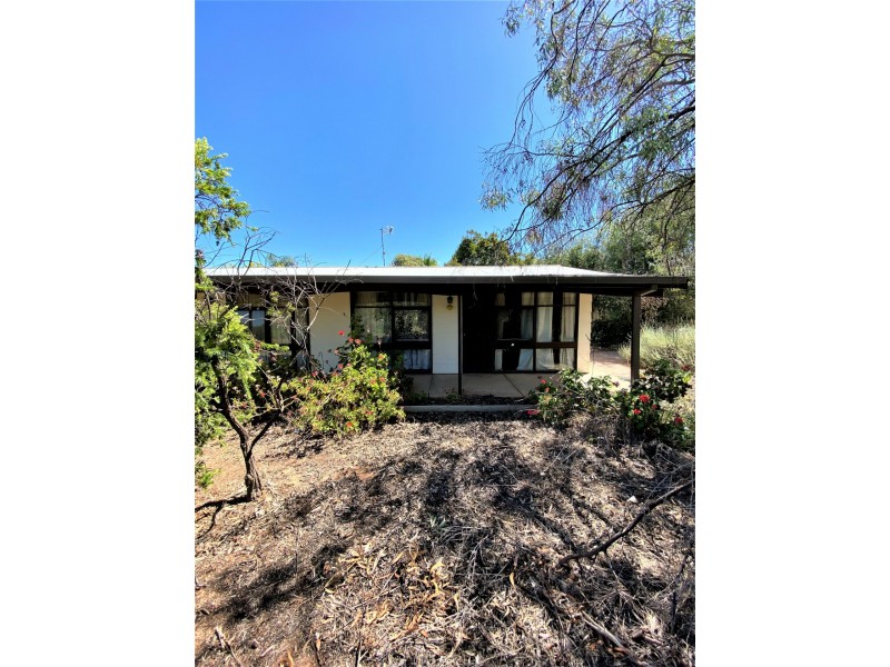 Flat 4/1-3 Werril Street, Swan Hill VIC 3585