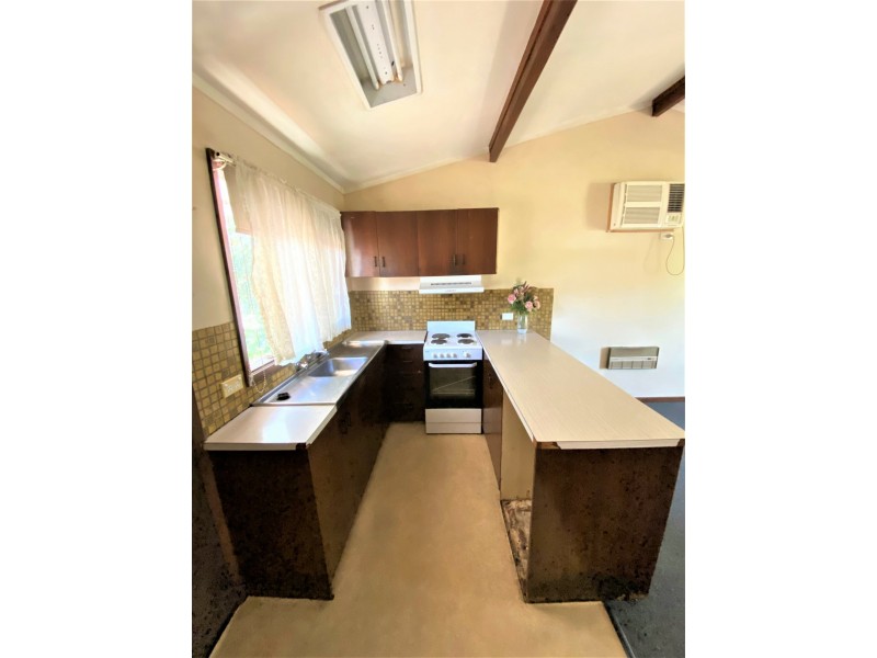 Flat 4/1-3 Werril Street, Swan Hill VIC 3585