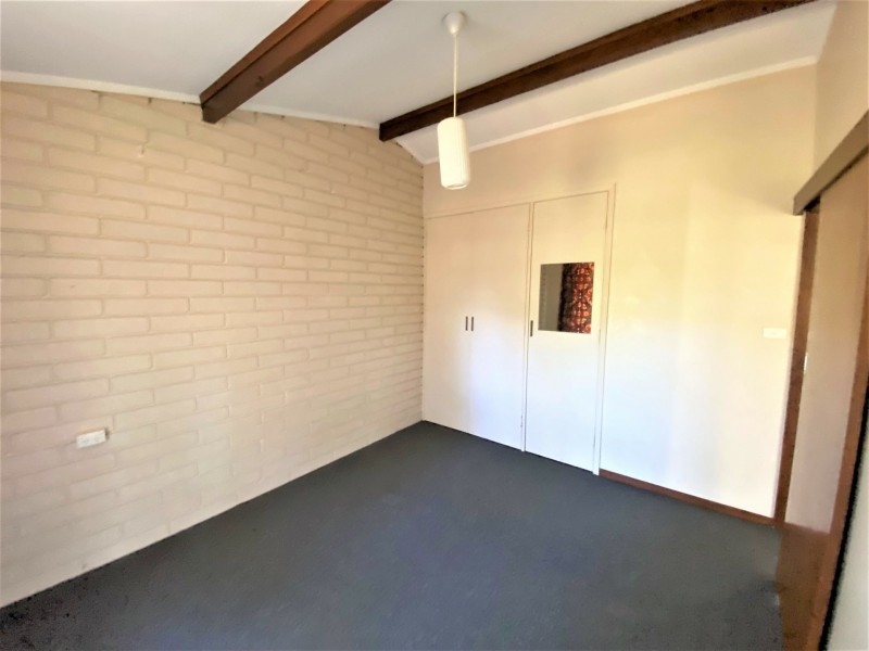 Flat 4/1-3 Werril Street, Swan Hill VIC 3585