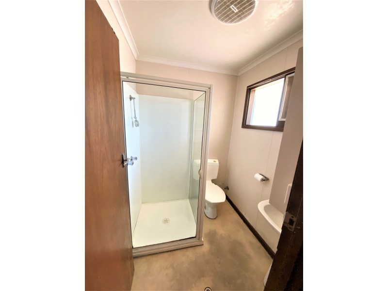 Flat 4/1-3 Werril Street, Swan Hill VIC 3585