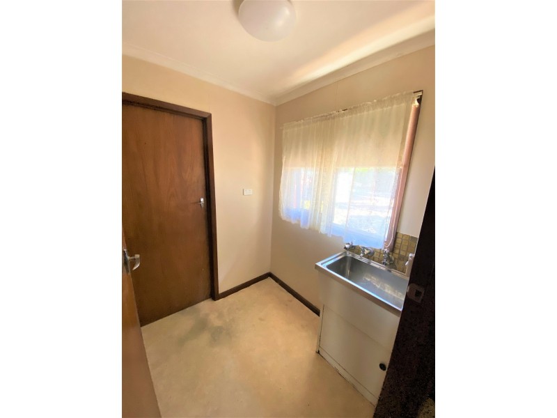 Flat 4/1-3 Werril Street, Swan Hill VIC 3585