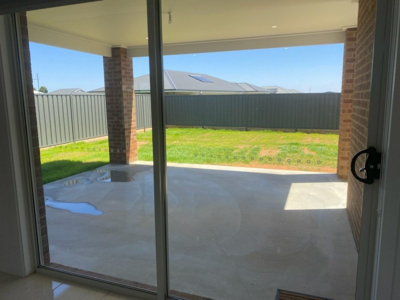 5 Fuchsia Drive, Swan Hill VIC 3585