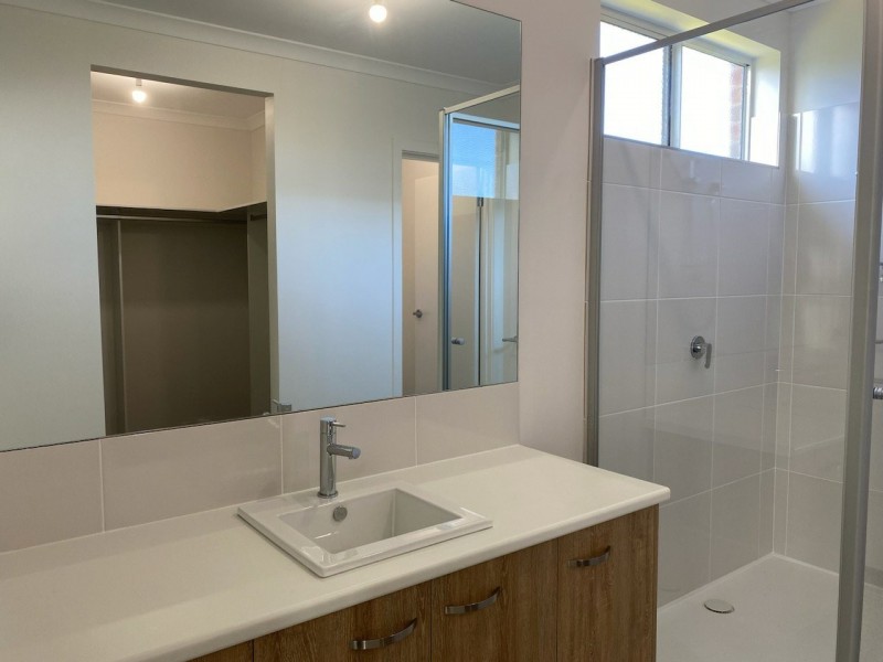 5 Fuchsia Drive, Swan Hill VIC 3585