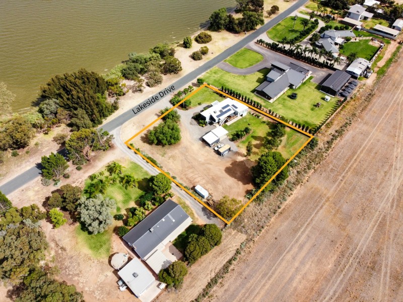481 Lakeside Drive, Lake Boga VIC 3584