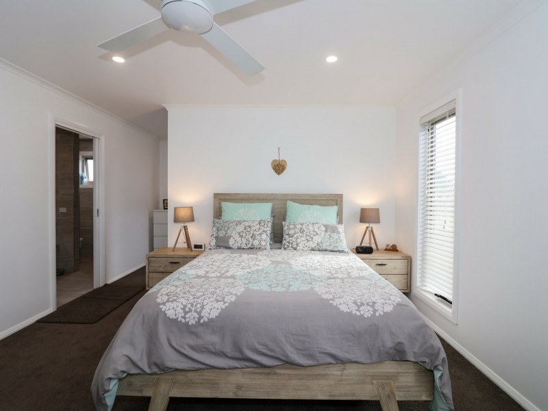 481 Lakeside Drive, Lake Boga VIC 3584