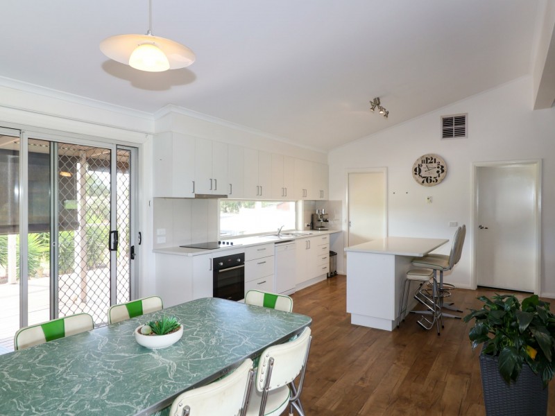 481 Lakeside Drive, Lake Boga VIC 3584