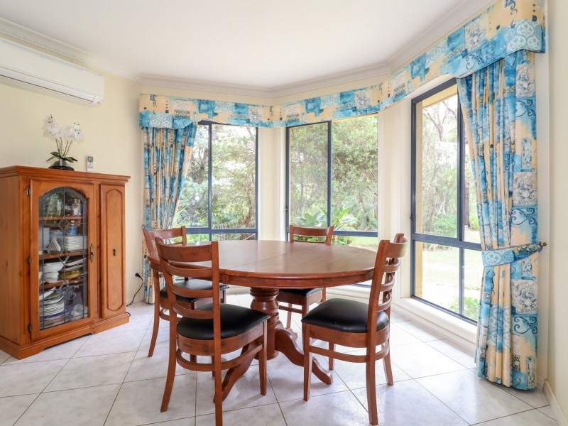 4 Squire Grove, Swan Hill VIC 3585