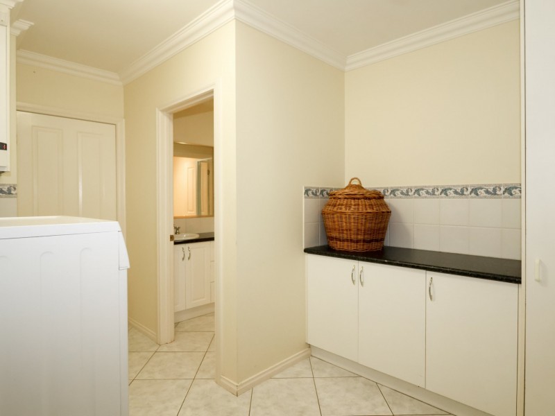 4 Squire Grove, Swan Hill VIC 3585