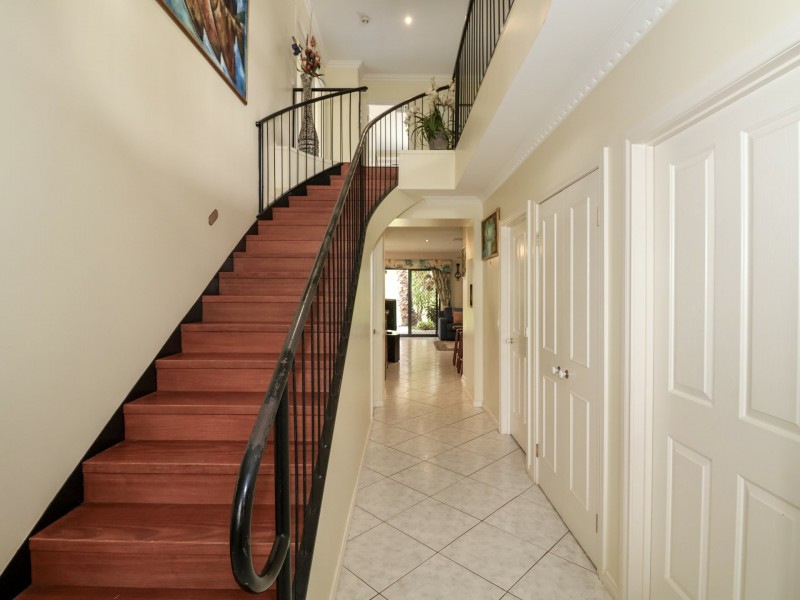 4 Squire Grove, Swan Hill VIC 3585